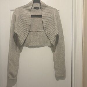 BRAND NEW - NEVER WORN Saks Fifth Avenue Cashmere Shrug (XL)